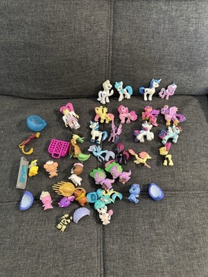 My Little Pony Mini Lot of 12 Figures 1'' - 2'' Princess Celestia + Extra Minis
