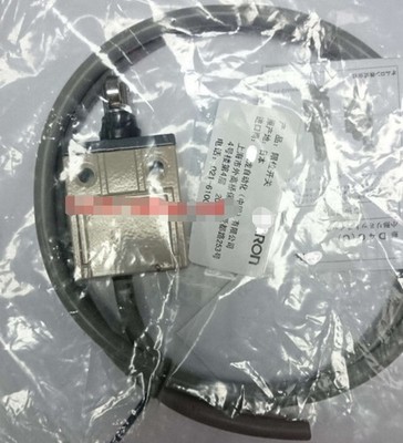 1PCS   D4C-2533 D4C2533 LIMIT SWITCH -NEW  #pp  *kk