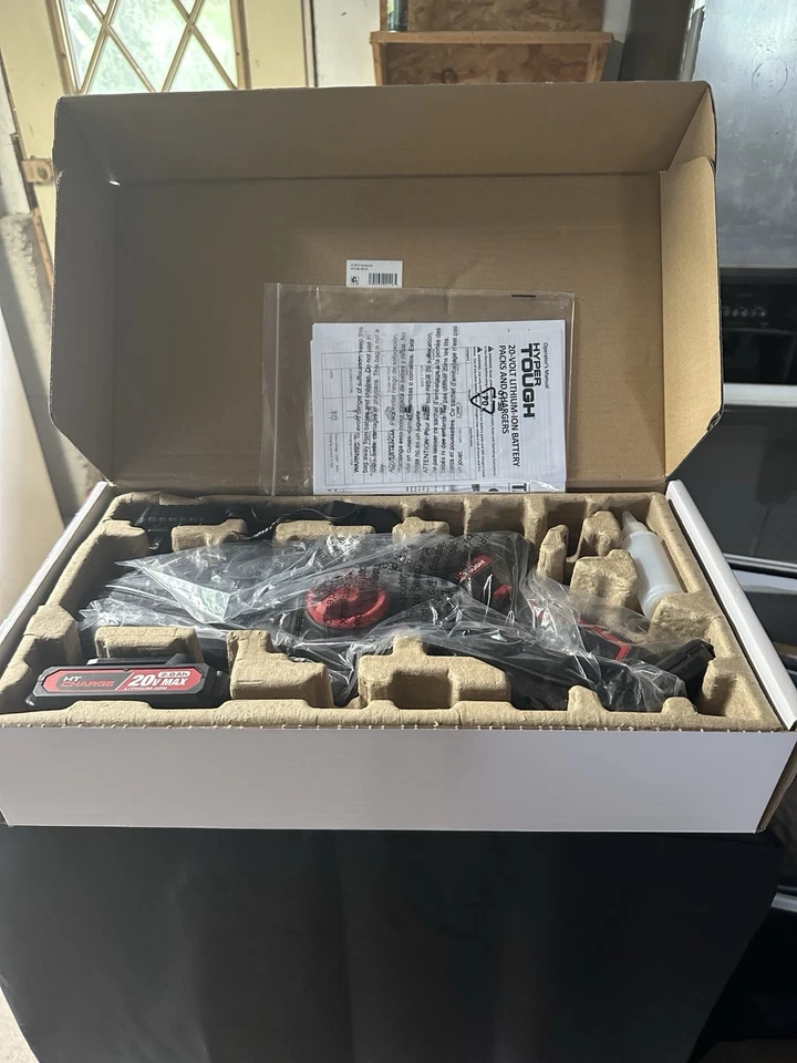 Hyper Tough 20-Volt 6-inch Mini Chainsaw with Battery and Charger, Soft-Grip Han - Image 2 of 4