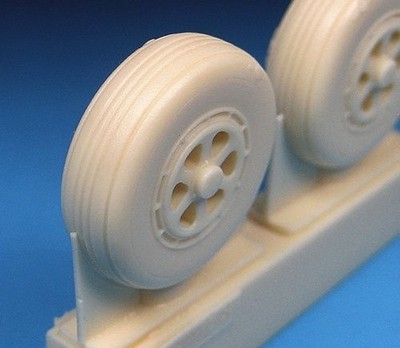 1/48 Barracuda Studios #48261 Grumman Guardian AF-2S/W Wheels