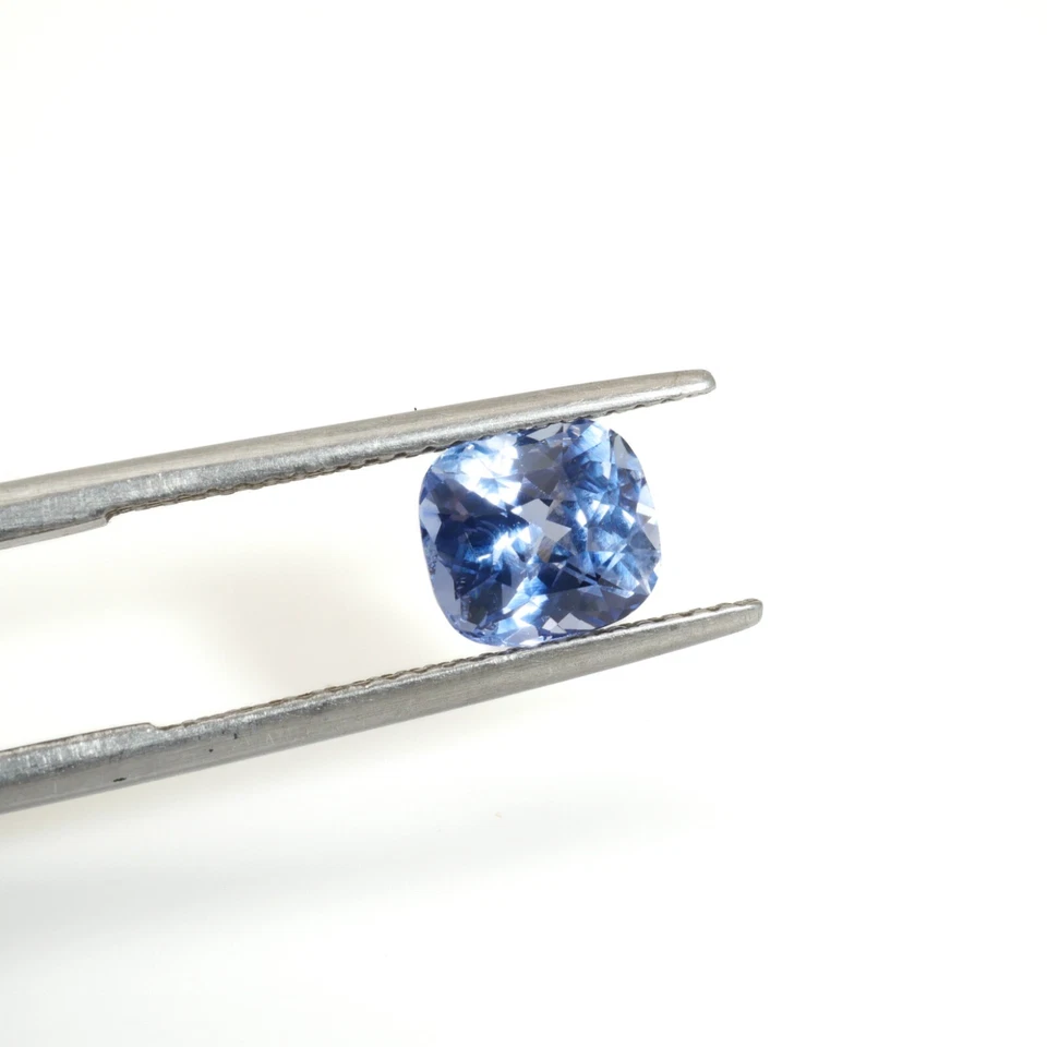 1.87 Carat Natural Cushion Cut Blue Sapphire Gemstone from Sri Lanka - Image 2 of 4