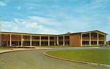 NY~NEW YORK~UTICA~UTICA COLLEGE OF SYRACUSE UNIVERSITY~ADMIN BLDG~BURRSTONE RD
