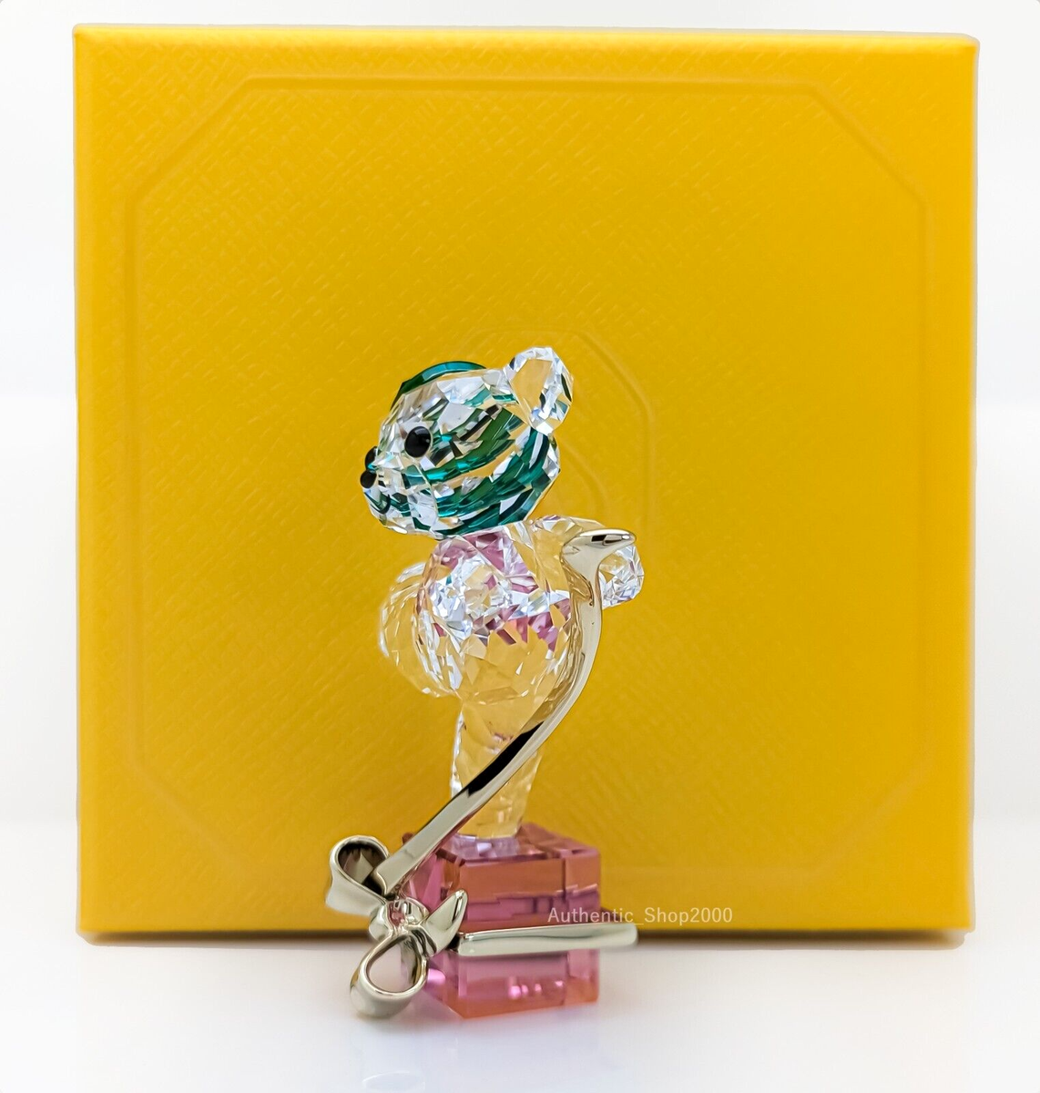 New 100% SWAROVSKI Kris Bear Holiday Annual Edition 2024 Figurine