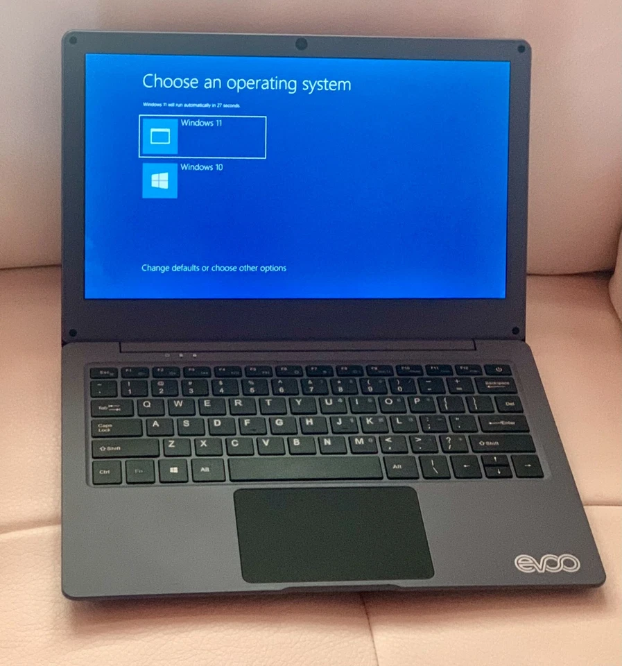Evoo Windows 11/10 Dual Boot Ultra Slim 11.6" 64GB/256GB SSD; 4GB RAM IPS Laptop - Image 2 of 4