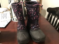 Girls Kamik Winter/Snow Boots Size 5, Warm And Waterproof, Black  Pink