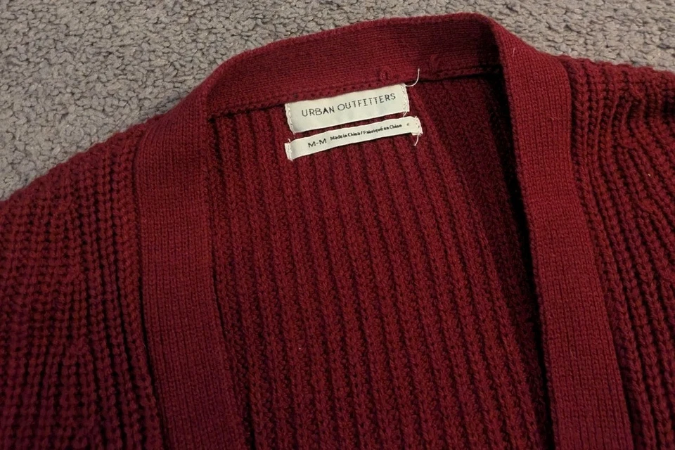 Urban Outfitters Cropped Ribbed Cardigan Red Sweater Women's Medium - Image 3 of 4