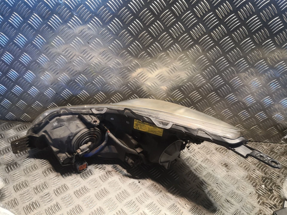 SUBARU LEGACY V BM Front Rechts Xenon Scheinwerfer 84001AJ160 RHD - Bild 3 von 4