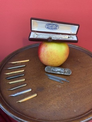 Seltener antiker Miniatur-Drehstift / Bleistift um 1880 Silber handgraviert