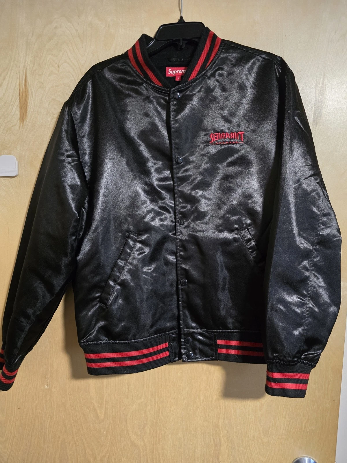 Veste universitaire en satin Supreme Thrasher   Large