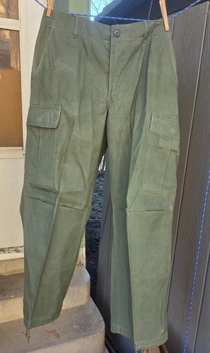 Vintage US  Military Pants Men's Small Green OG 107 Rip Stop Vietnam Era 1968