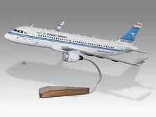 Airbus A320-200 Kuwait Airways Desk Wood Airplane New Model Small Scale 1/130