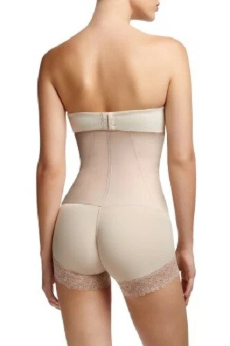 Pantalones cortos de cintura alta Squeem Bossa Nova beige talla 14 Foto 3 de 3