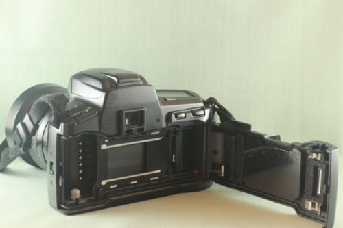 Minolta Dynax 5xi - 35mm SLR Film Camera with 28-80mm AF Zoom Lens - Picture 5 of 6