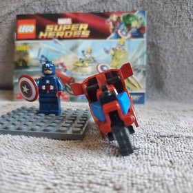 LEGO Marvel Super Heroes: Captain America's Avenging Cycle (6865) Not Complete