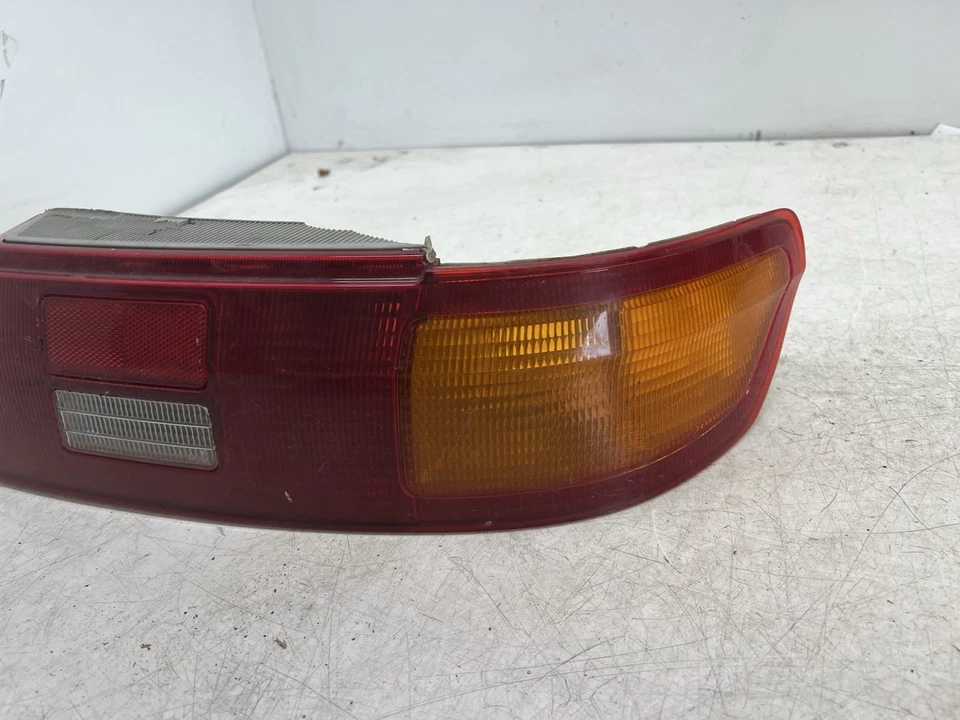 LÁMPARA LUZ TRASERA DERECHA LADO CONDUCTOR TOYOTA PASEO GENUINA 1995-99 Foto 3 de 4