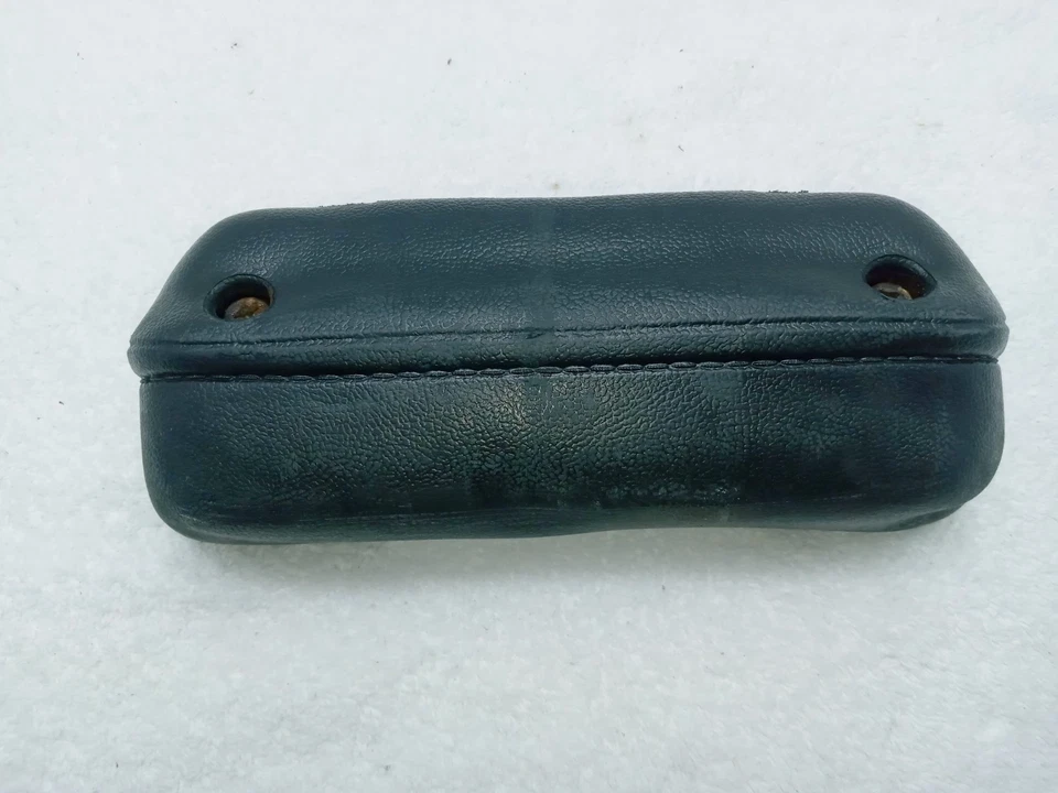 OEM MOPAR 1973-76 DODGE PLYMOUTH A-BODY BLACK FRONT ARM REST DUSTER DART SPORT - Imagem 2 de 4