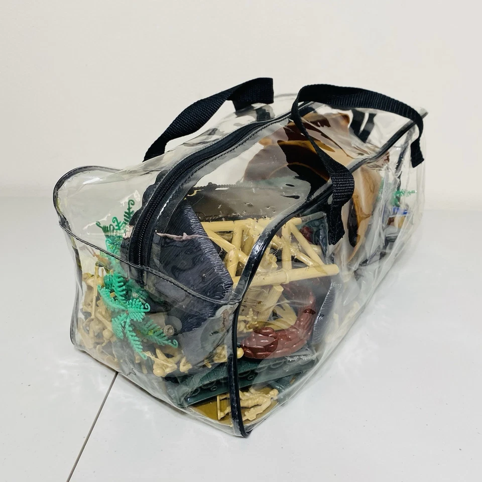 True Heroes Sentinel 1 Mega Bolsa del Ejército Juguetes Militares R EE. UU. 2015 Tanques Aviones Soldados Foto 3 de 4