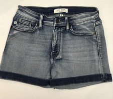 Judy Blue Shorts Womens Medium Blue Denim Cuffed Jean Mid Rise Stretch JB15274MD