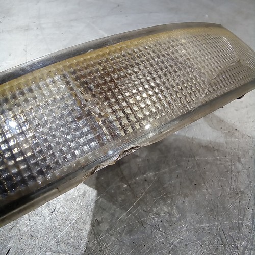 Subaru Impreza GC8 1993-1996 V1-3 Passenger/Left/NS Front Indiactor Lens !Pics! - Picture 4 of 8