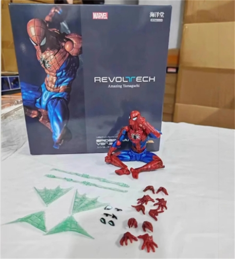 KAIYODO AMAZING YAMAGUCHI スパイダーマン Amazon.com: KAIYODO AMAZING YAMAGUCHI Spider-Man Ver. 2.0