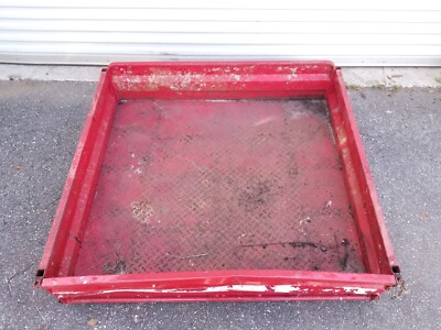 T's products MB30 200Lボックス　赤　中古 ティーズMB30大型デリバリーボックス/補修ベース5-4