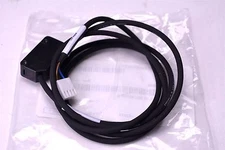 New Keyence Photoelectric Sensor Switch PZ-M51 w/ 32" Cable Assembly 0008 