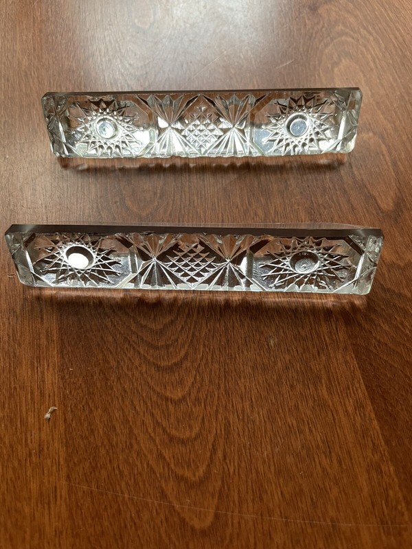 cut crystal knife rest