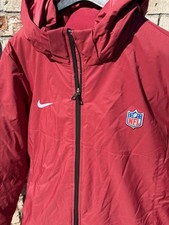Nike Men’s NFL Shield Duck Down Hooded Sideline Jacket | Relaxed Fit Size Large