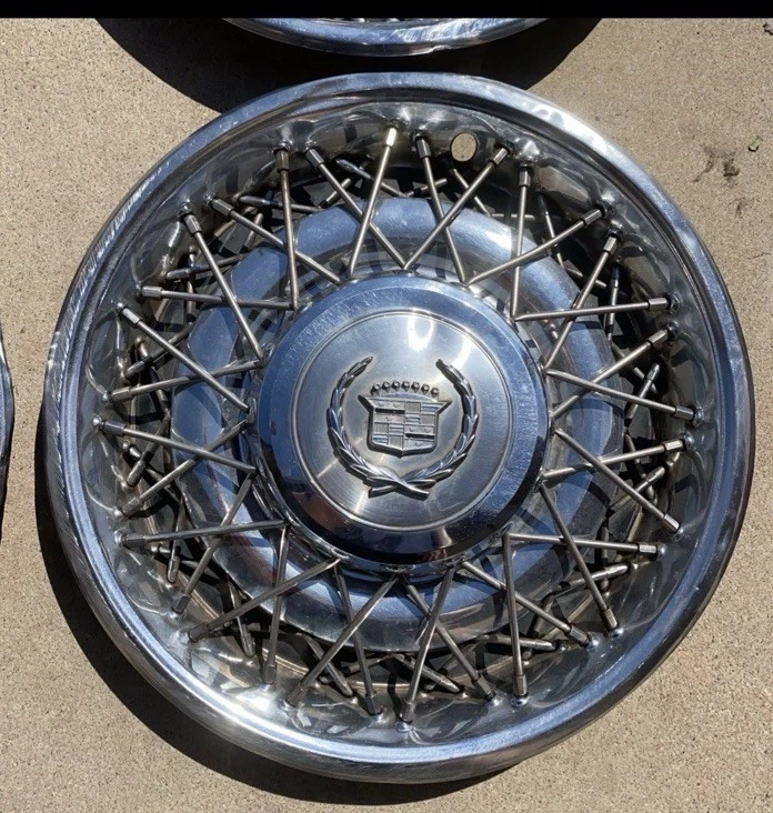 1977-1992 Cadillac Deville Fleetwood RWD 15" Wire Wheel Cover Hub Cap Set 4 - Image 4 of 4