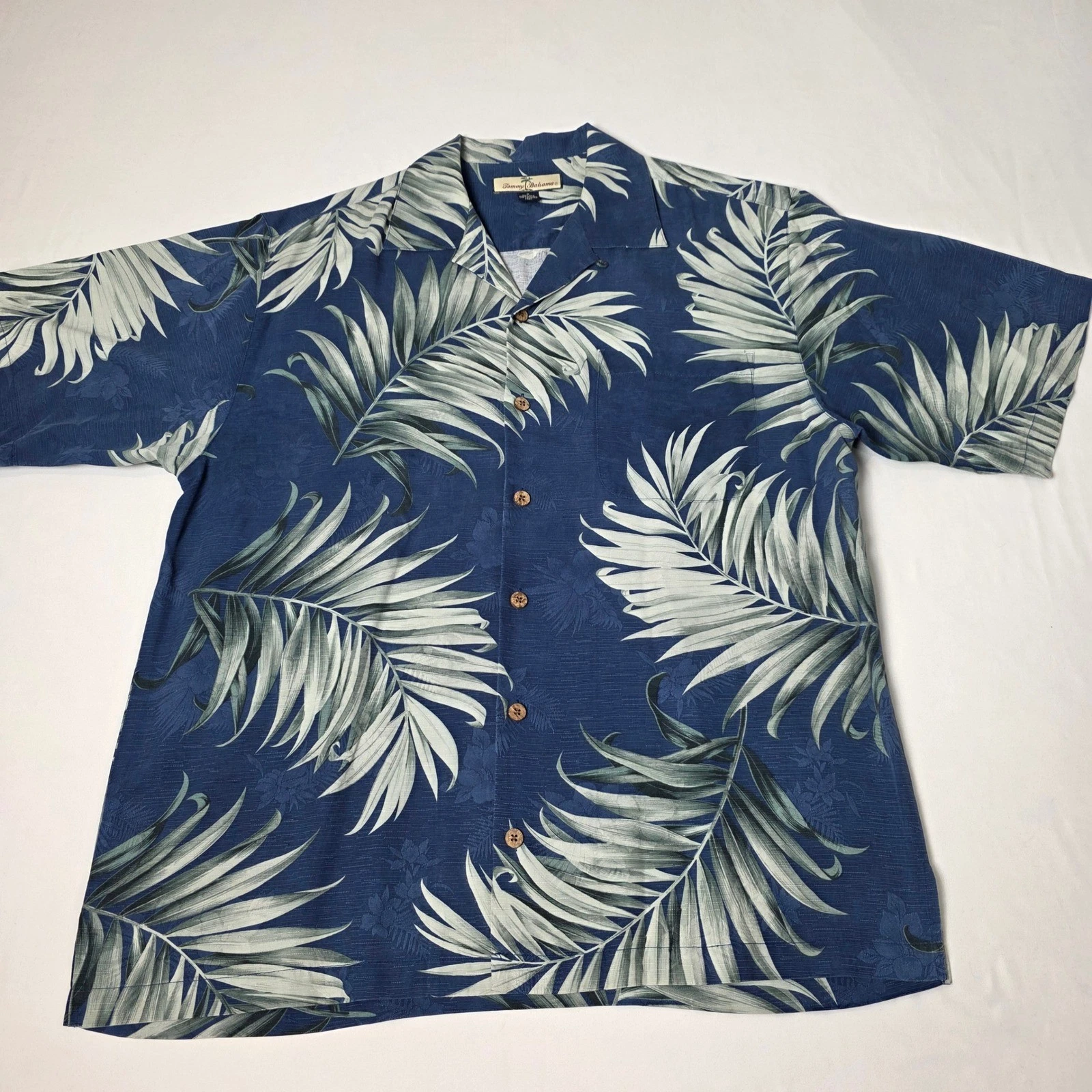 Tommy Bahama Button Front Shirt Mens L Blue Silk Blend Tropical Palm Leaf Relax