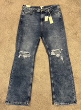 Forever 21 Premium Distressed Denim Jeans Medium Wash Women  s Sz 16 NWT 40