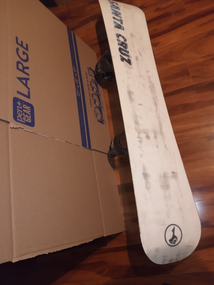 Vintage Santa Cruz Chris Roach 151 Snowboard With Bindings Rare