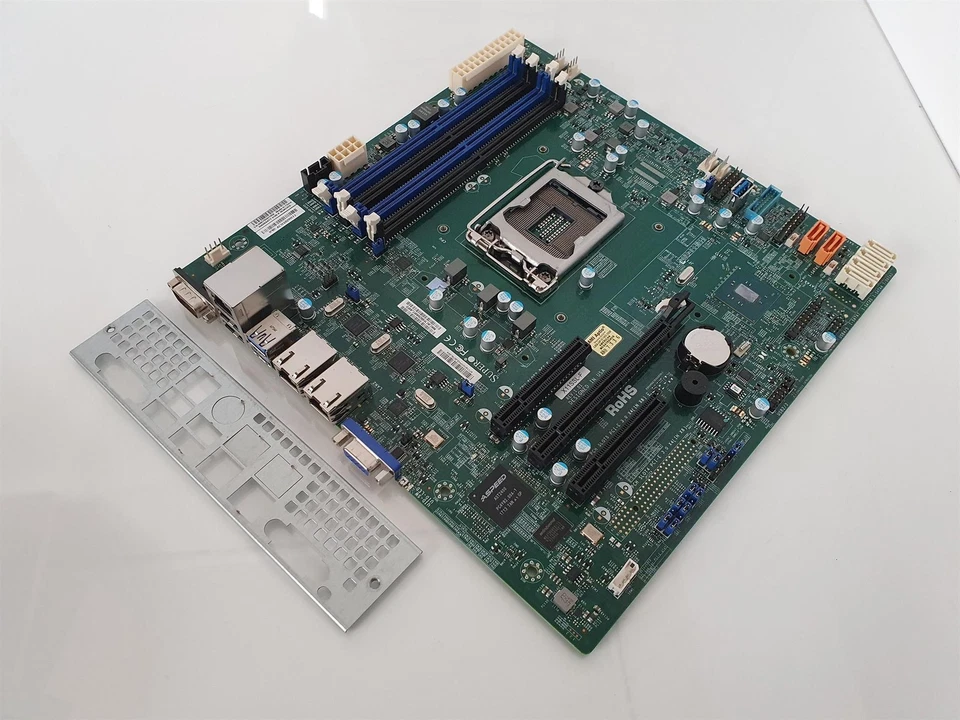 SuperMicro X11SSL-F Socket LGA1151 DDR4 PCI-E Motherboard With I/O Shield - Image 3 of 4
