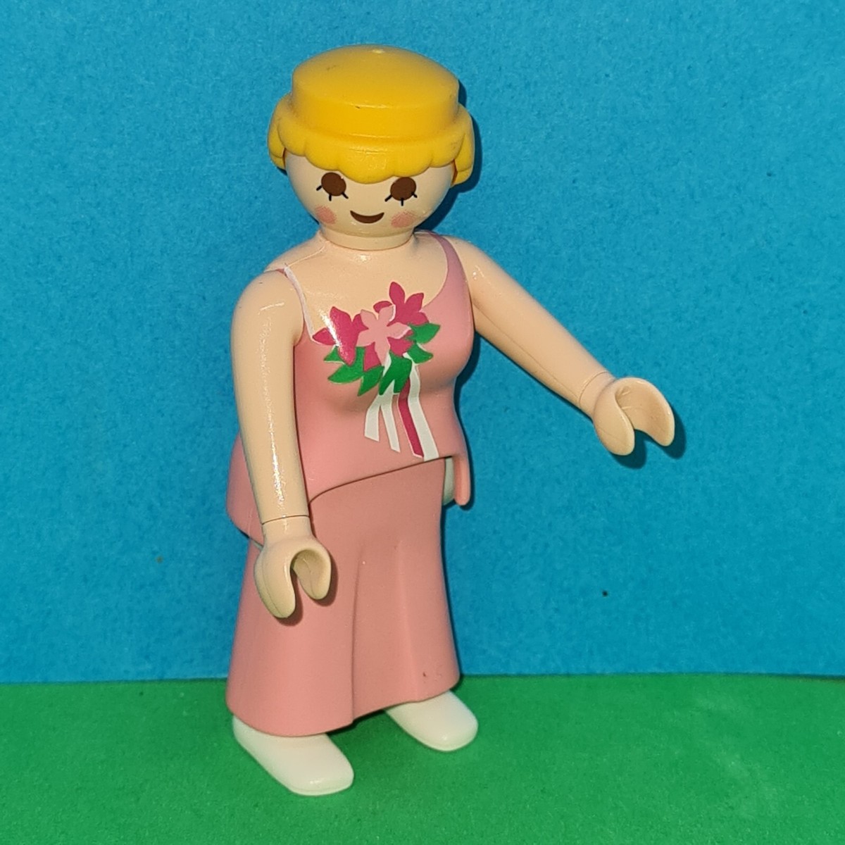 Personnage Playmobil Avec Robe - Réf 96 Catégorie 1 - Occasion En Très Bon état