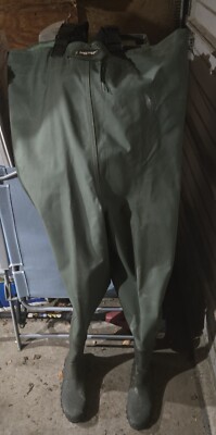 Frogg Toggs Size 10 Men s CHEST Wader