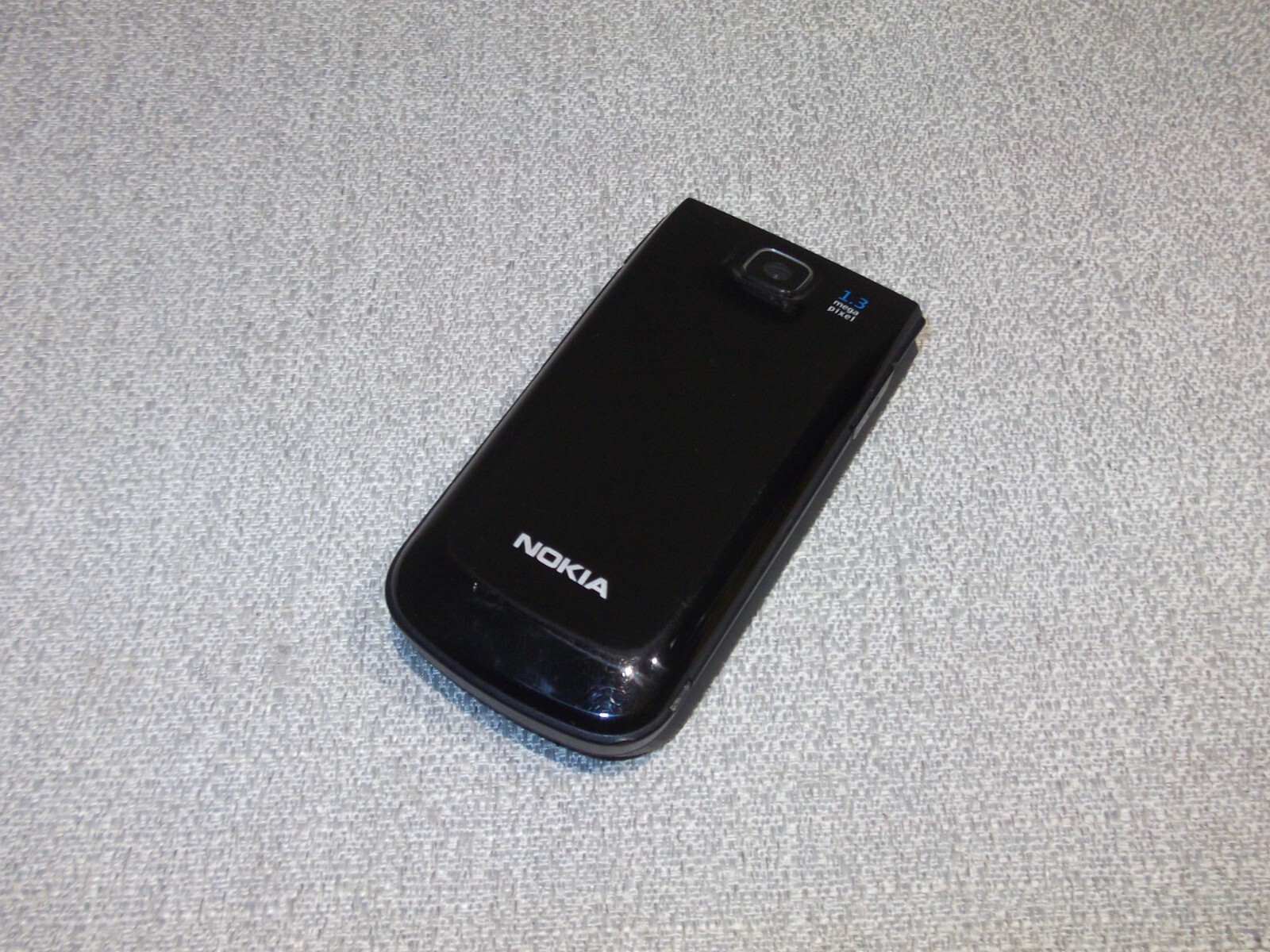 Original Nokia 2720 Fold 2G Black Dual Screen Flip Phone Tesco Mobile