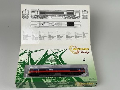 Mehano DC HO Scale Class 66 GM EMD JT42CWR Diesel Locomotive - TESTED