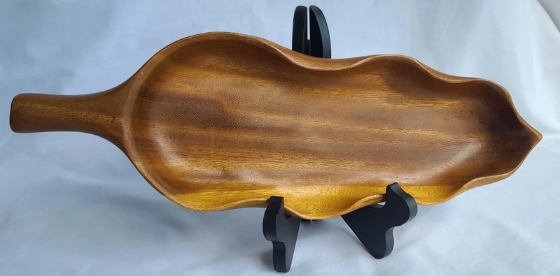 Vintage Monkey Pod Wood Ginger Leaf Candy/Nut bowl (Handmade Mid-Century)
