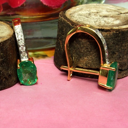 AAA+ Emerald Oval Cut Stone 925 Sterling Silver Gold Plated Women Stud Earrings - Picture 2 of 4