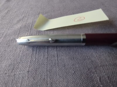 Stylo Plume Parker Ancien - Modèle Warrented, Bordeaux, Plume Iridium, Bouchon Métal, Occasion