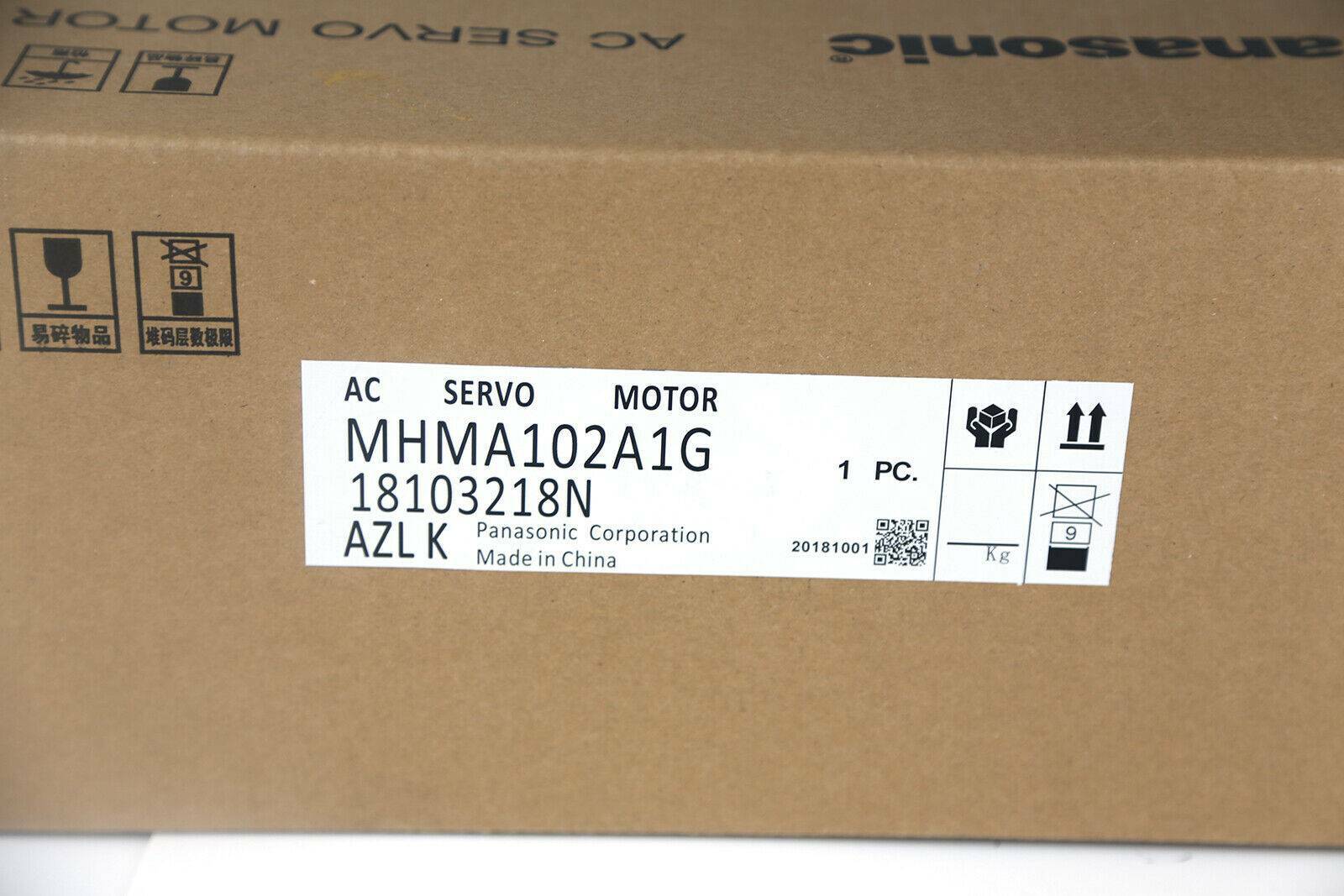 1PCS New Panasonic servo motor MHMA102A1G