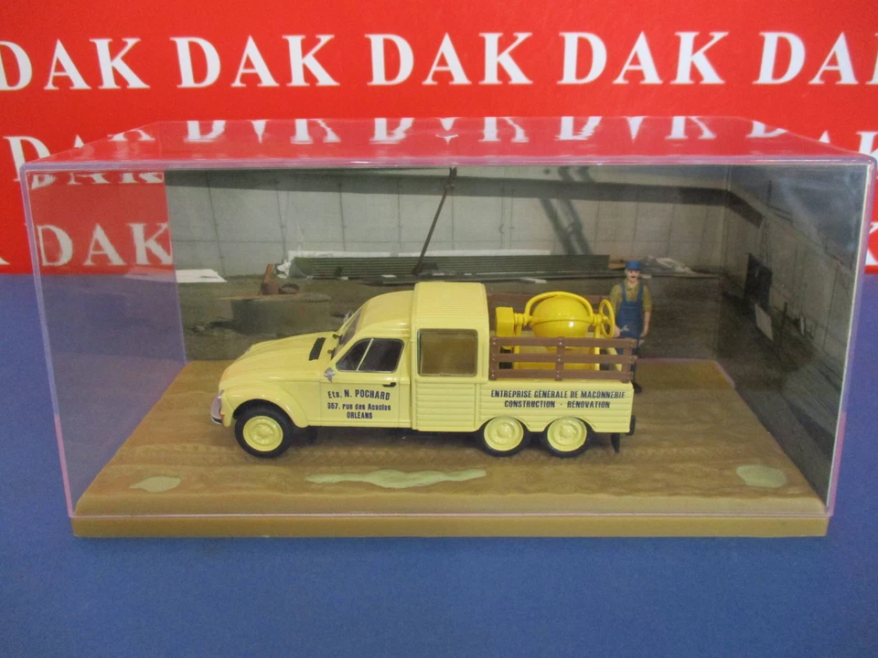 Die cast 1/43 Modellino Diorama Auto Citroen 2CV 6 Ruote con betoniera by Atlas - Immagine 4 di 4