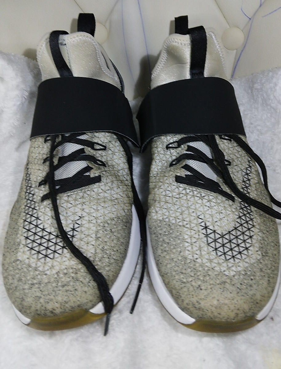 nike ladies velcro trainers