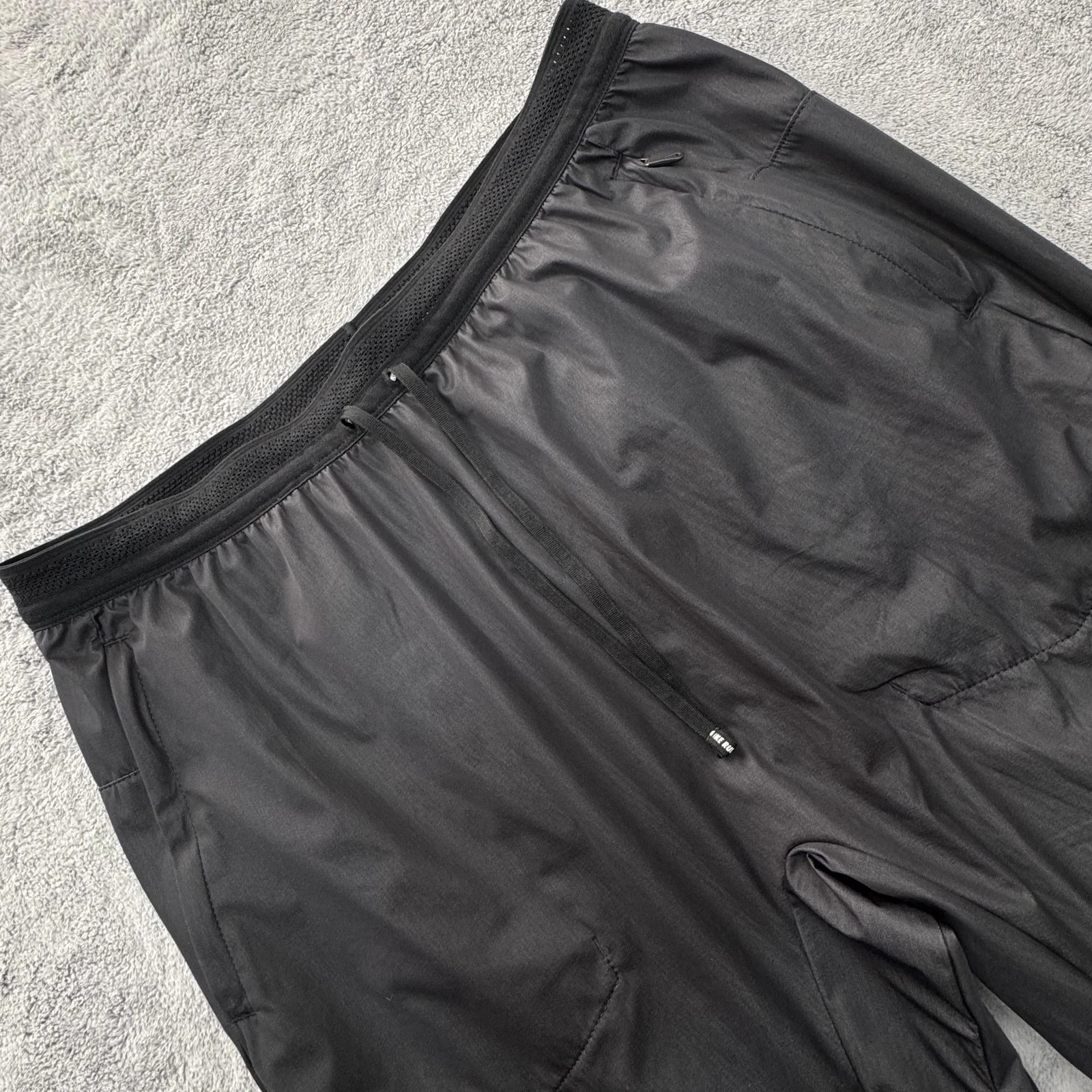 Nike Rain Pants Mens M Black Nike Shield Water Resistant Windproof CU7857-010
