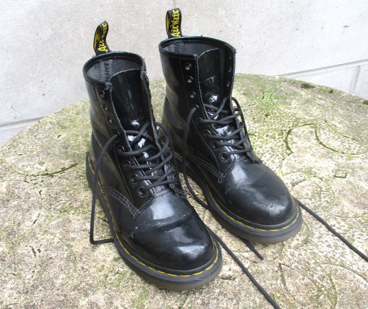 Dr Martens DM's Black Patent Leather Eyelet UK Size