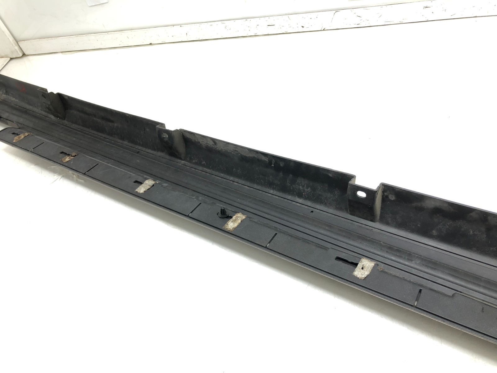 2014-2017 MASERATI GHIBLI LEFT DRIVER SIDE SKIRT ROCKER PANEL MOLDING OEM #NOTES