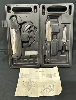 Winchester Field Dress Kit Two Knives Saw Razor Gut Hook & Razor Blades