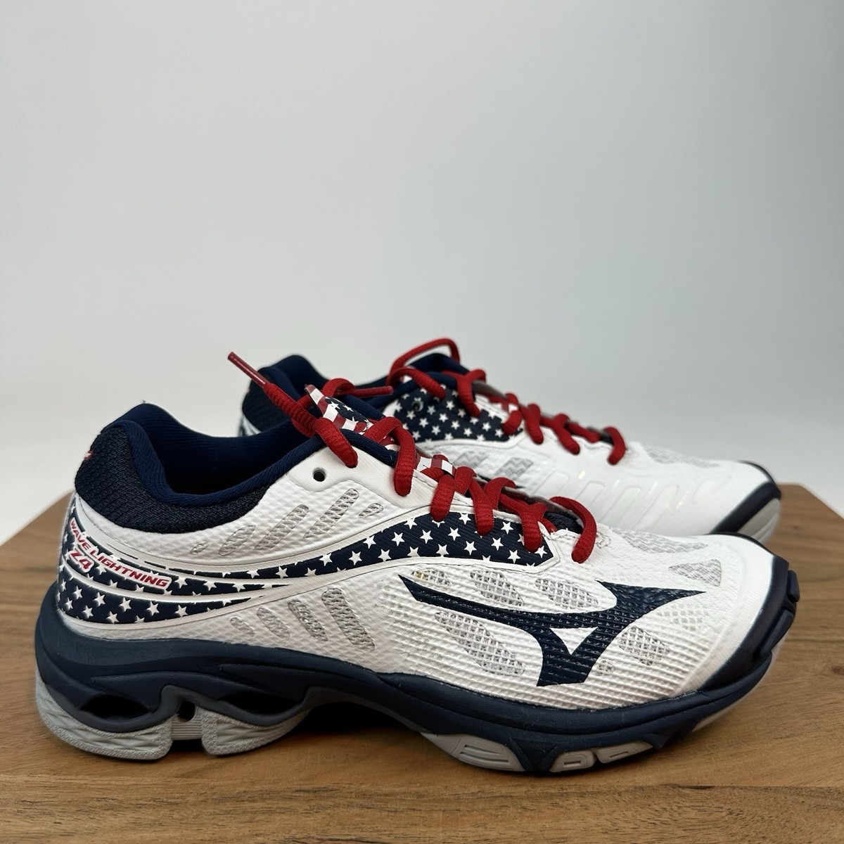 シューズ MIZUNO WAVE LIGHTNING Z4 New Women Mizuno Wave Lightning Z4 White Athletic Volleyball