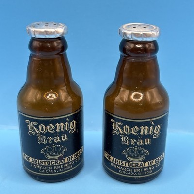 VTG Koenig Brau ''The Aristocrat of Beer'' Set of 3'' Salt/Pepper Shakers - Chicago