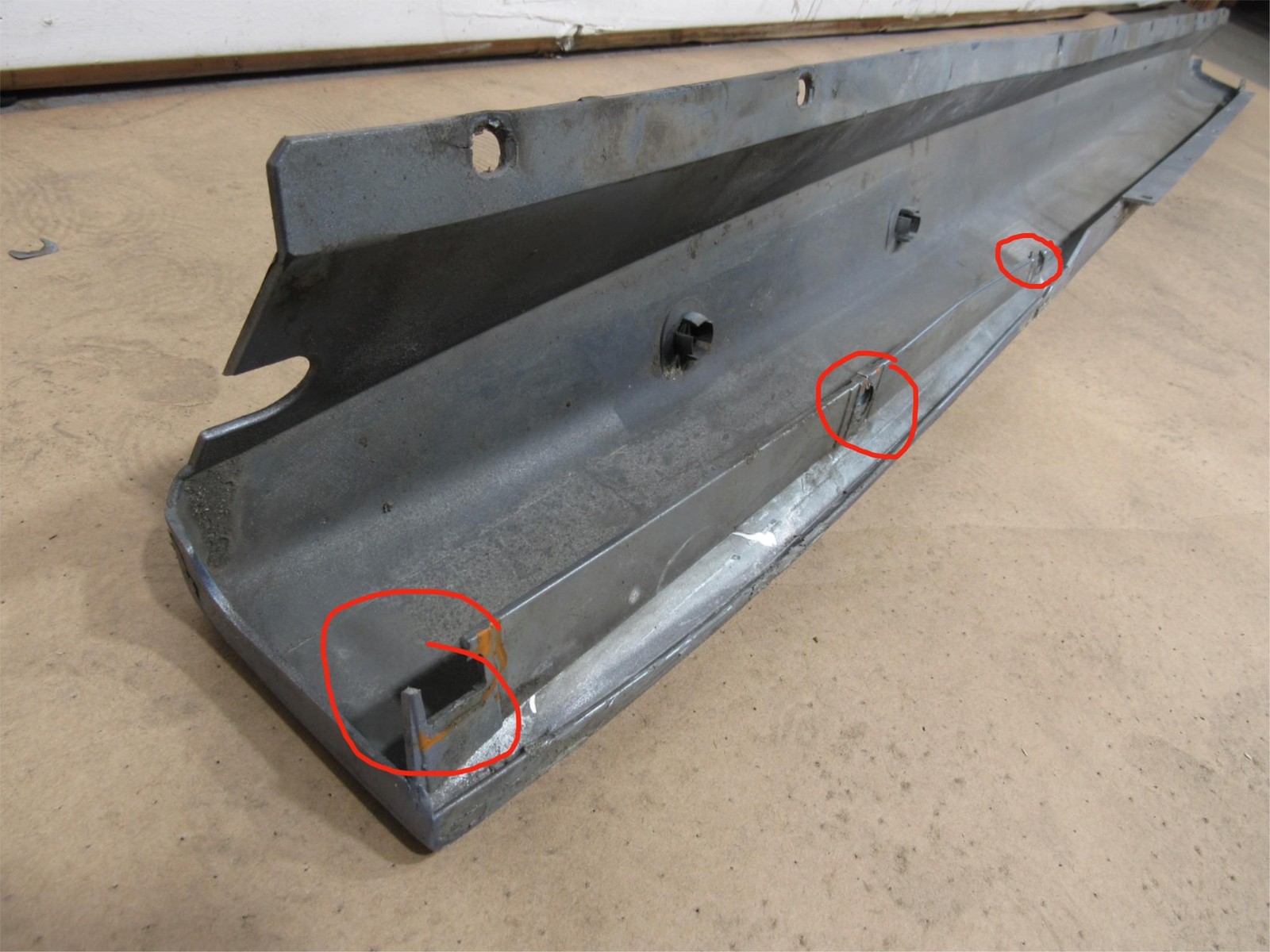 02-06 Maserati Coupe GT 2004 Right Rocker Skirt Cover Trim Panel ;